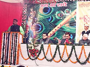 गर्जना के दृश्य